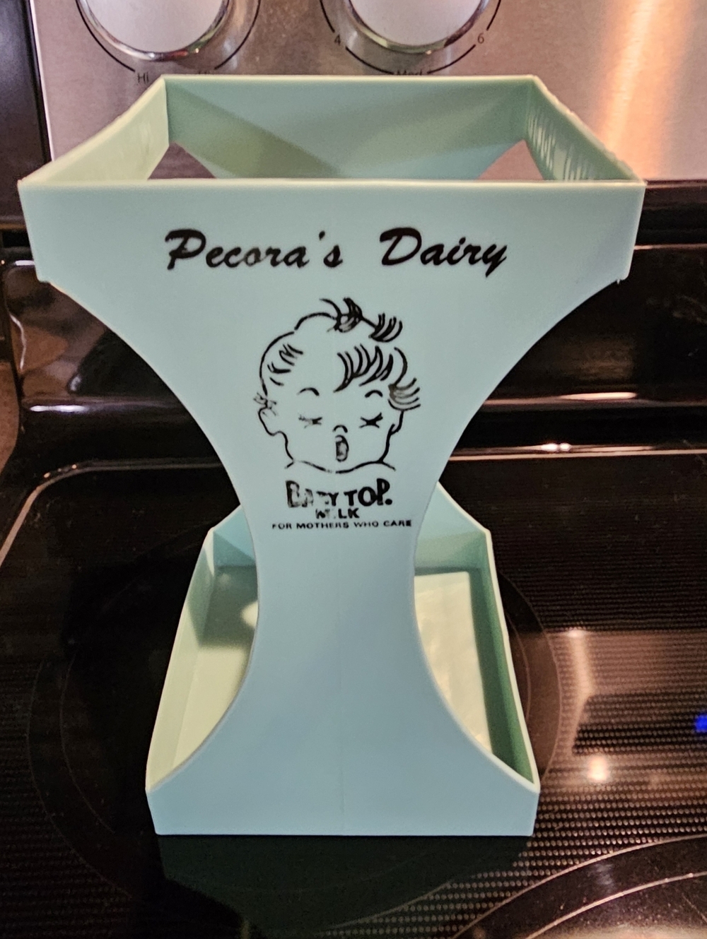 VINTAGE HALF GALLON PECORA FARMS MILK HOLDER
